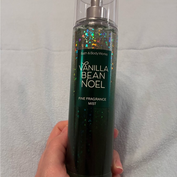 Bath & Body Works Other - Bath & Body Works “Vanilla Bean Noel”Fragrance Mist - 8 fl oz